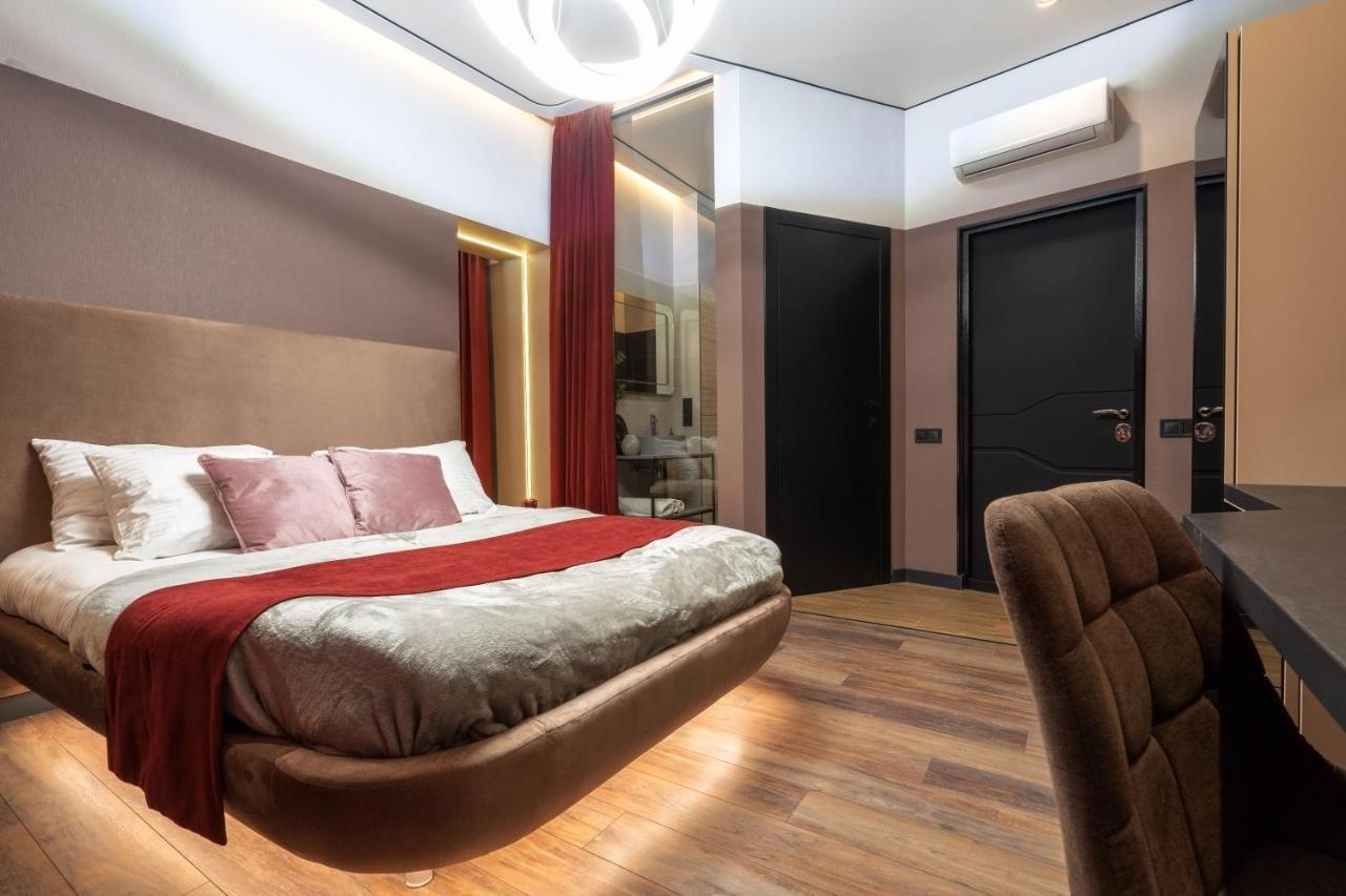 Luxury Upscale Apartments On 18 M Zhitomirska Kyiv Exterior photo